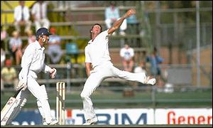 jeff thomson 1 Top 10 Best Fast Bowlers in Cricket History