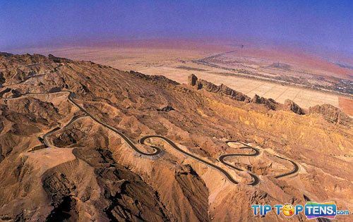 jebel hafeet Top 10 Arab Places to Visit When You Go to Dubai