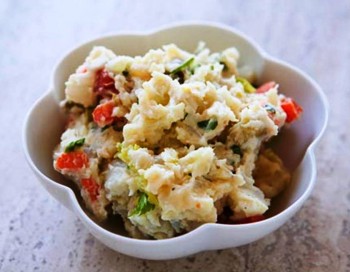 7. Potato Salad e1319717443937 Top 10 Thanksgiving Day Dishes