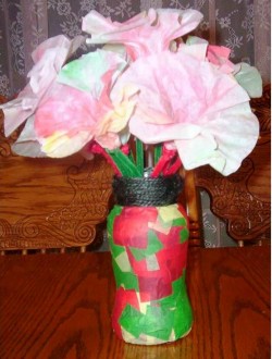 10. Christmas Flower Vase e1321041330402 10 Christmas Gifts that Kids Can Easily Make at Home