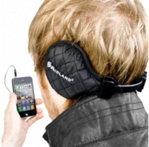 4. Headphones e1321028983710 Top 10 Christmas Gift Ideas for Husbands