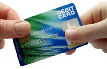 7. Use Debit Card Instead of Credit Card e1324311656814 10 Tips on How to Shop This Holiday Season Without Blowing Your Budget